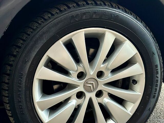 Синий Ситроен Ц4 Гранд Пикассо, объемом двигателя 2 л и пробегом 240 тыс. км за 5600 $, фото 9 на Automoto.ua