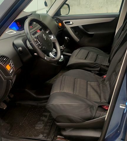 Синий Ситроен Ц4 Гранд Пикассо, объемом двигателя 1.6 л и пробегом 260 тыс. км за 6000 $, фото 8 на Automoto.ua