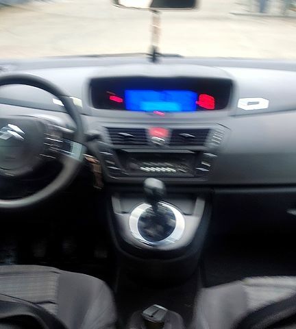 Синий Ситроен Ц4 Гранд Пикассо, объемом двигателя 1.6 л и пробегом 260 тыс. км за 6000 $, фото 10 на Automoto.ua