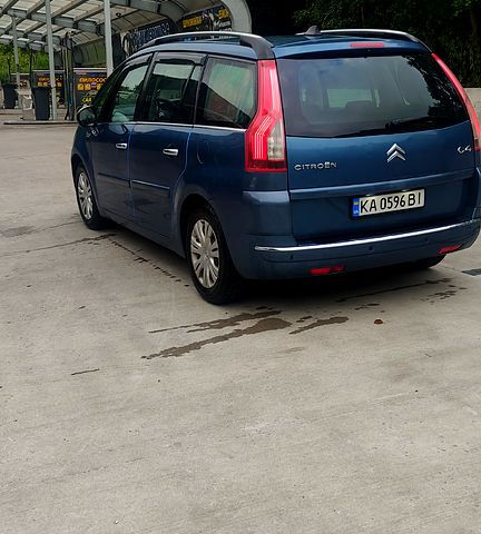 Синий Ситроен Ц4 Гранд Пикассо, объемом двигателя 1.6 л и пробегом 256 тыс. км за 6500 $, фото 3 на Automoto.ua