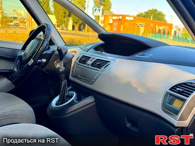 Синий Ситроен Ц4 Гранд Пикассо, объемом двигателя 1.6 л и пробегом 193 тыс. км за 4999 $, фото 6 на Automoto.ua