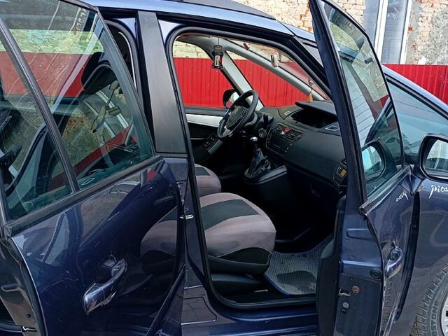 Ситроен Ц4 Гранд Пикассо 2010 в Тернополе на Automoto.ua Синий Ситроен Ц4 Гранд Пикассо, объемом двигателя 1.6 л и пробегом 205 тыс. км за 6100 $, фото 5 на Automoto.ua