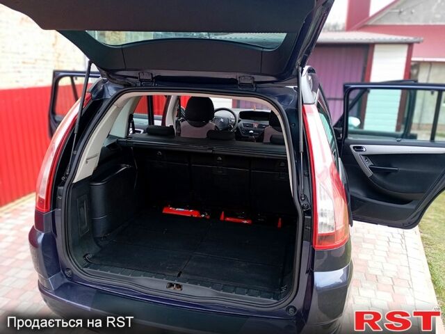 Ситроен Ц4 Гранд Пикассо 2010 в Тернополе на Automoto.ua Синий Ситроен Ц4 Гранд Пикассо, объемом двигателя 1.6 л и пробегом 205 тыс. км за 6100 $, фото 7 на Automoto.ua