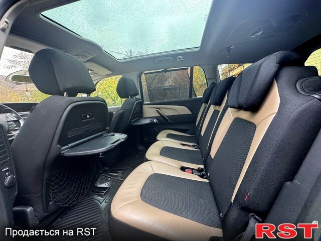 Синий Ситроен Ц4 Гранд Пикассо, объемом двигателя 1.6 л и пробегом 240 тыс. км за 7999 $, фото 6 на Automoto.ua