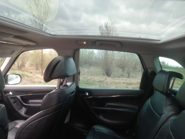 Ситроен С4 Пикассо 2008 в Чопе на Automoto.ua Белый Ситроен С4 Пикассо, объемом двигателя 2 л и пробегом 260 тыс. км за 6500 $, фото 9 на Automoto.ua