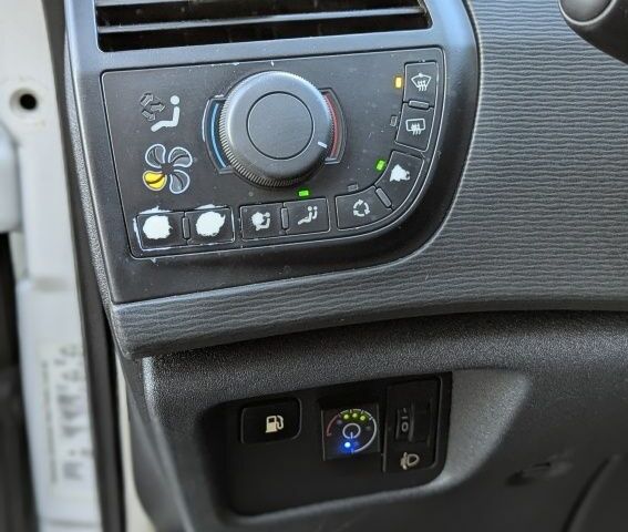 Білий Сітроен С4 Пікассо, об'ємом двигуна 1.6 л та пробігом 216 тис. км за 5700 $, фото 21 на Automoto.ua