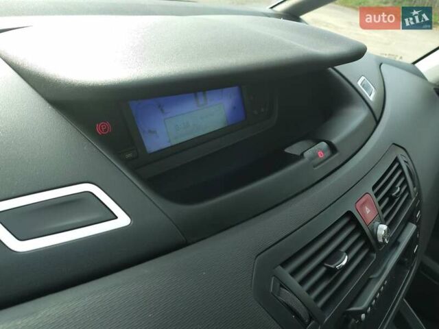 Білий Сітроен С4 Пікассо, об'ємом двигуна 1.6 л та пробігом 240 тис. км за 5550 $, фото 23 на Automoto.ua