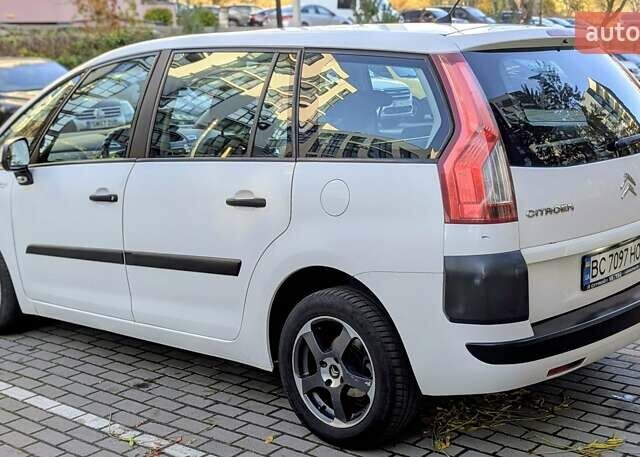 Білий Сітроен С4 Пікассо, об'ємом двигуна 1.6 л та пробігом 216 тис. км за 5700 $, фото 19 на Automoto.ua