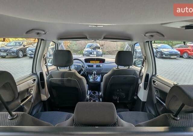 Білий Сітроен С4 Пікассо, об'ємом двигуна 1.6 л та пробігом 216 тис. км за 5700 $, фото 21 на Automoto.ua