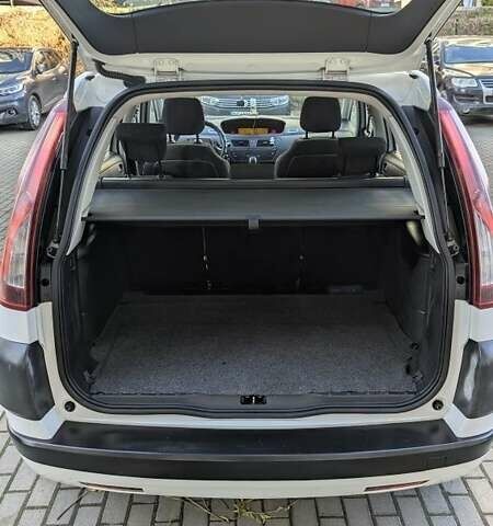 Білий Сітроен С4 Пікассо, об'ємом двигуна 1.6 л та пробігом 216 тис. км за 5700 $, фото 20 на Automoto.ua