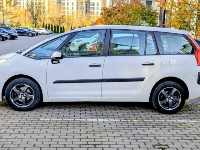 Білий Сітроен С4 Пікассо, об'ємом двигуна 1.6 л та пробігом 216 тис. км за 5700 $, фото 7 на Automoto.ua