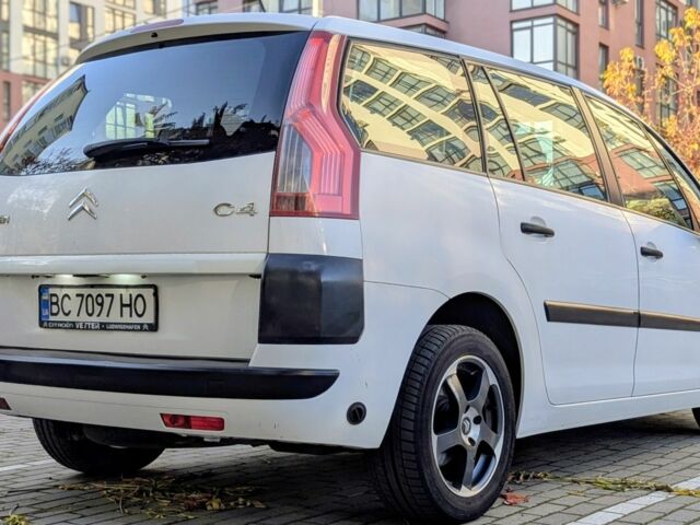 Білий Сітроен С4 Пікассо, об'ємом двигуна 1.6 л та пробігом 216 тис. км за 5700 $, фото 9 на Automoto.ua