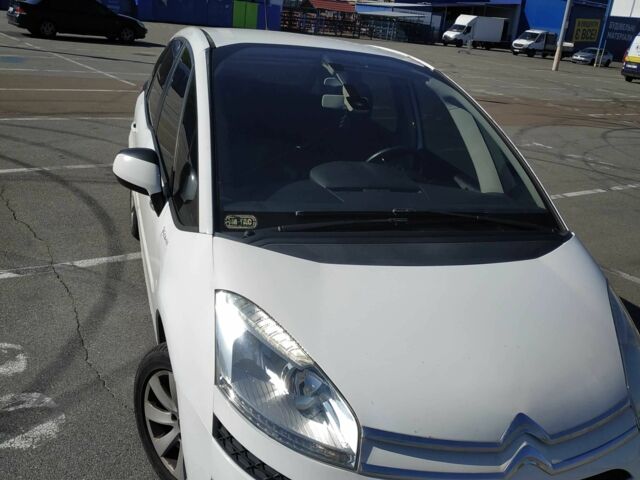 Білий Сітроен С4 Пікассо, об'ємом двигуна 1.6 л та пробігом 199 тис. км за 4999 $, фото 1 на Automoto.ua