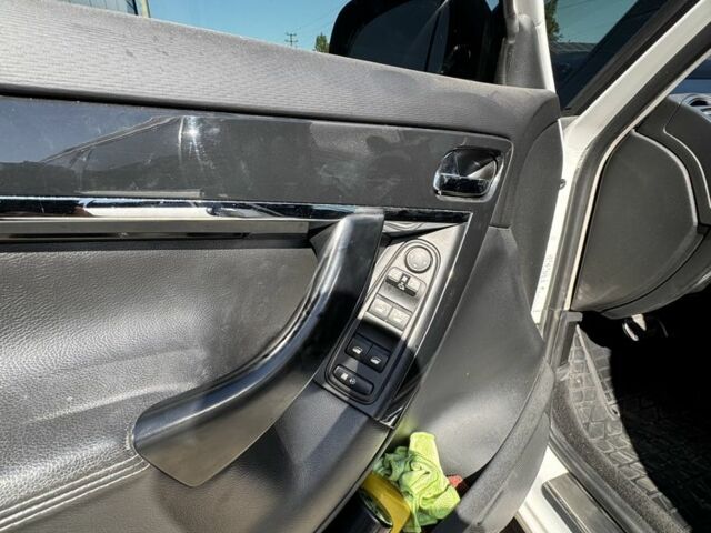 Белый Ситроен С4 Пикассо, объемом двигателя 2 л и пробегом 268 тыс. км за 8300 $, фото 8 на Automoto.ua