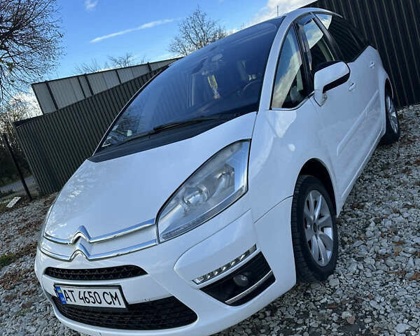 Ситроен С4 Пикассо 2012 в Городенке на Automoto.ua Белый Ситроен С4 Пикассо, объемом двигателя 1.56 л и пробегом 260 тыс. км за 6500 $, фото 14 на Automoto.ua