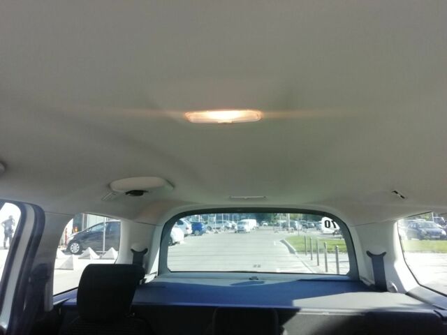 Білий Сітроен С4 Пікассо, об'ємом двигуна 0 л та пробігом 260 тис. км за 6800 $, фото 6 на Automoto.ua