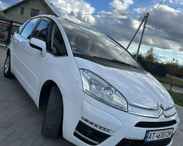 Ситроен С4 Пикассо 2012 в Городенке на Automoto.ua Белый Ситроен С4 Пикассо, объемом двигателя 1.56 л и пробегом 260 тыс. км за 6500 $, фото 1 на Automoto.ua