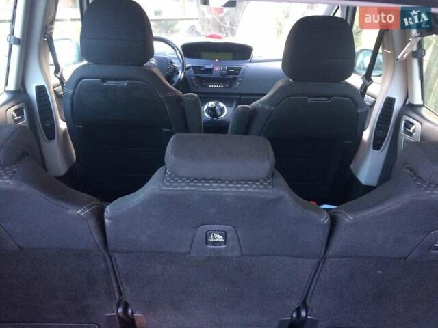 Білий Сітроен С4 Пікассо, об'ємом двигуна 1.6 л та пробігом 220 тис. км за 6900 $, фото 7 на Automoto.ua