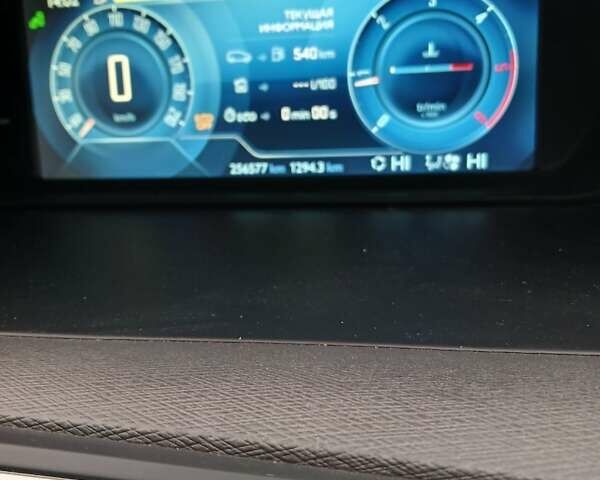Білий Сітроен С4 Пікассо, об'ємом двигуна 2 л та пробігом 257 тис. км за 11900 $, фото 9 на Automoto.ua