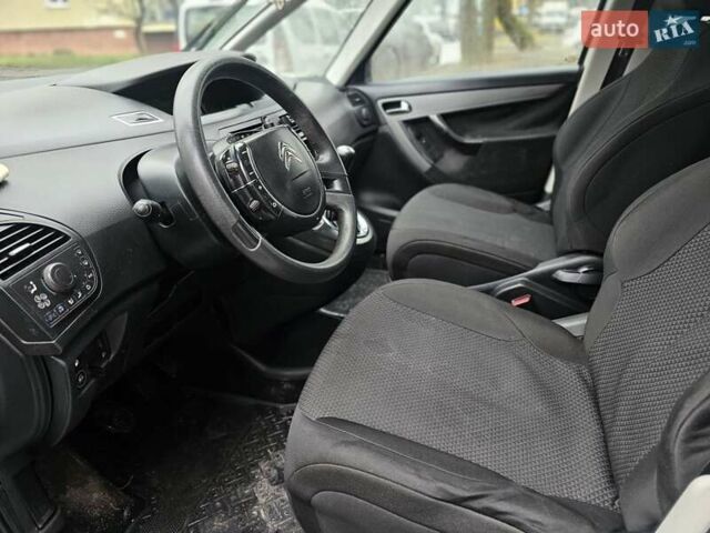 Білий Сітроен С4 Пікассо, об'ємом двигуна 1.6 л та пробігом 300 тис. км за 5500 $, фото 11 на Automoto.ua