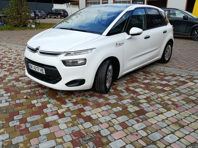 Сітроен С4 Пікассо 2013 у Костополе на Automoto.ua Білий Сітроен С4 Пікассо, об'ємом двигуна 1.6 л та пробігом 211 тис. км за 8150 $, фото 5 на Automoto.ua