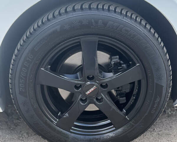 Белый Ситроен С4 Пикассо, объемом двигателя 1.56 л и пробегом 81 тыс. км за 11850 $, фото 5 на Automoto.ua