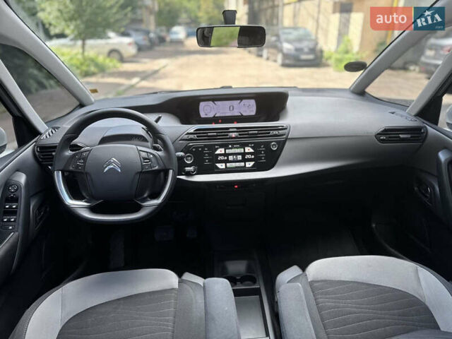 Белый Ситроен С4 Пикассо, объемом двигателя 1.56 л и пробегом 81 тыс. км за 11850 $, фото 23 на Automoto.ua