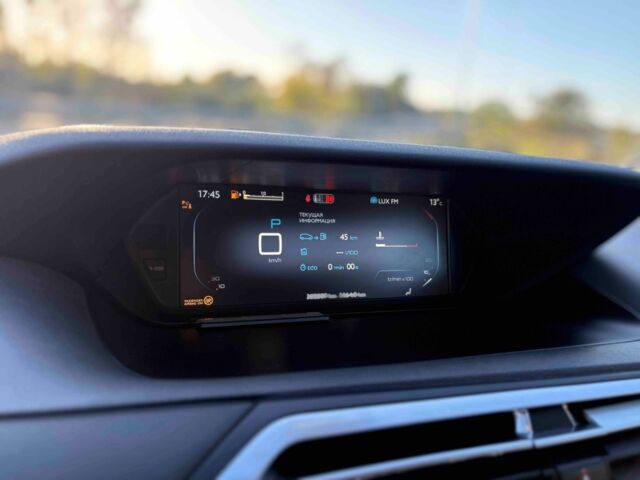 Белый Ситроен С4 Пикассо, объемом двигателя 2 л и пробегом 250 тыс. км за 7900 $, фото 9 на Automoto.ua