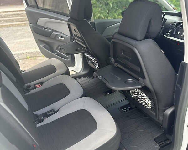 Белый Ситроен С4 Пикассо, объемом двигателя 1.56 л и пробегом 81 тыс. км за 11850 $, фото 15 на Automoto.ua