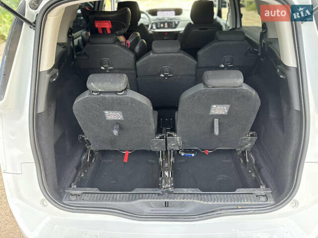 Белый Ситроен С4 Пикассо, объемом двигателя 1.56 л и пробегом 81 тыс. км за 11850 $, фото 13 на Automoto.ua