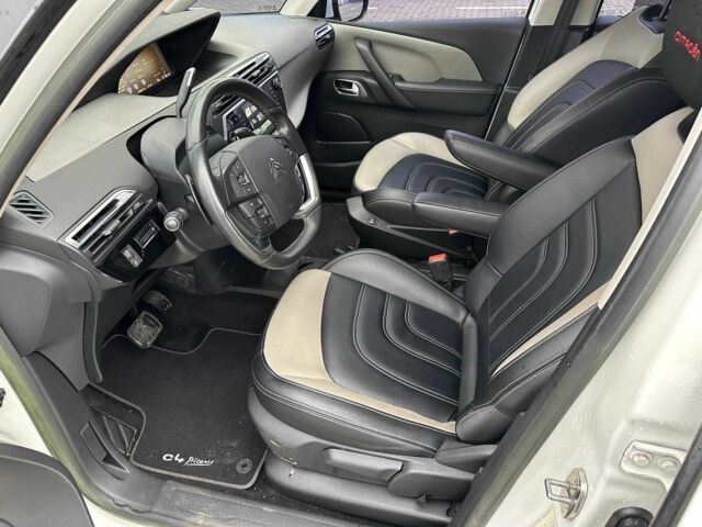 Белый Ситроен С4 Пикассо, объемом двигателя 2 л и пробегом 293 тыс. км за 11499 $, фото 7 на Automoto.ua