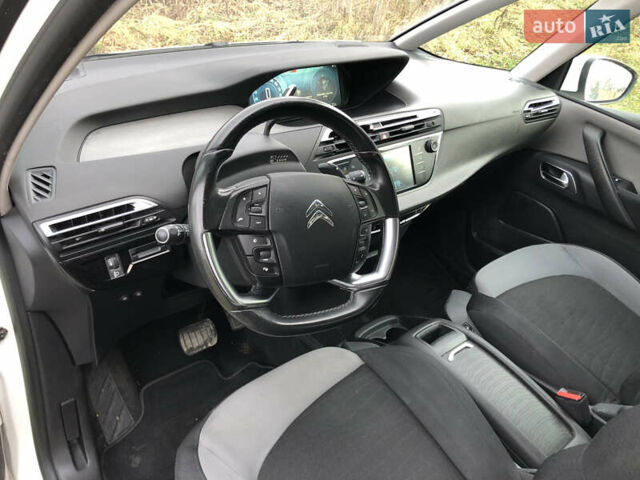Белый Ситроен С4 Пикассо, объемом двигателя 1.6 л и пробегом 165 тыс. км за 9990 $, фото 43 на Automoto.ua