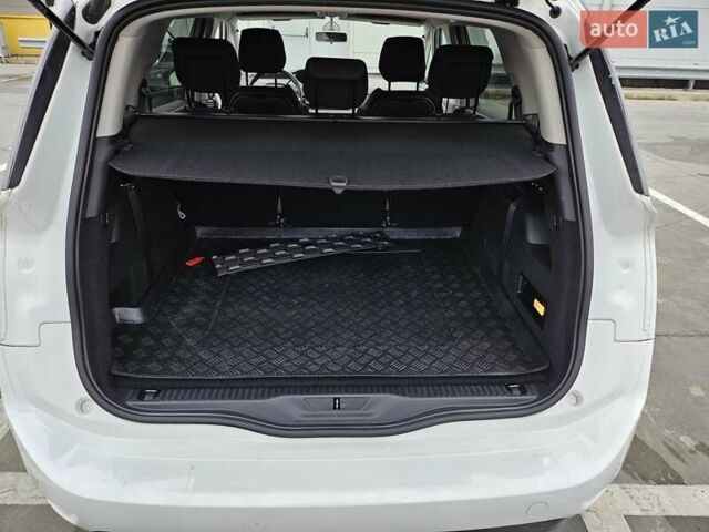 Белый Ситроен С4 Пикассо, объемом двигателя 1.56 л и пробегом 119 тыс. км за 12600 $, фото 10 на Automoto.ua