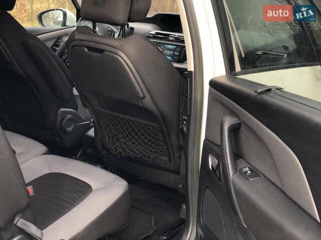 Белый Ситроен С4 Пикассо, объемом двигателя 1.6 л и пробегом 165 тыс. км за 9990 $, фото 48 на Automoto.ua