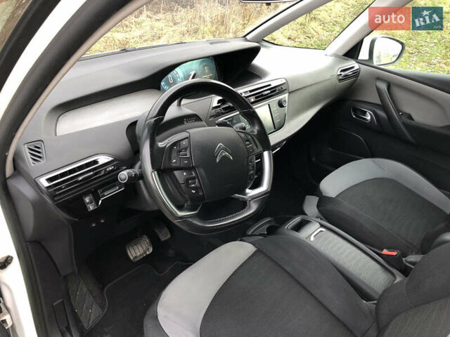 Белый Ситроен С4 Пикассо, объемом двигателя 1.6 л и пробегом 165 тыс. км за 9990 $, фото 44 на Automoto.ua