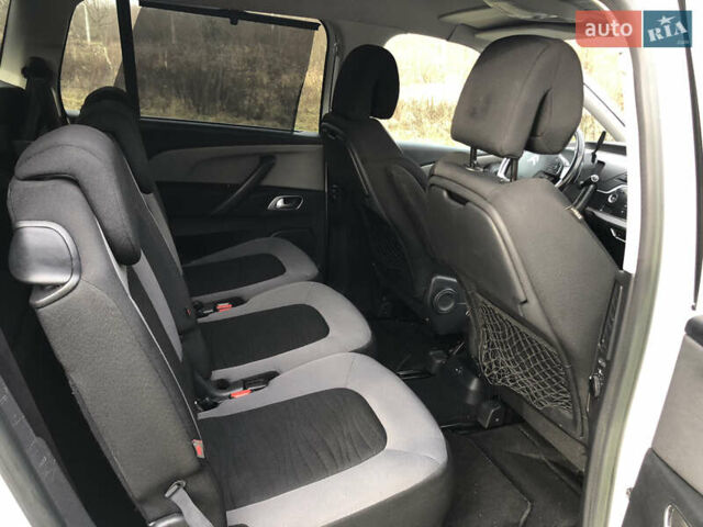 Белый Ситроен С4 Пикассо, объемом двигателя 1.6 л и пробегом 165 тыс. км за 9990 $, фото 47 на Automoto.ua