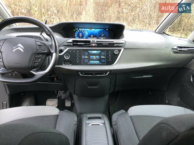 Белый Ситроен С4 Пикассо, объемом двигателя 1.6 л и пробегом 165 тыс. км за 9990 $, фото 38 на Automoto.ua