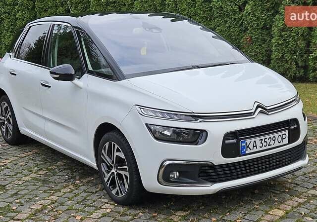 Белый Ситроен С4 Пикассо, объемом двигателя 1.6 л и пробегом 235 тыс. км за 13790 $, фото 2 на Automoto.ua