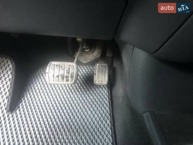 Сітроен С4 Пікассо 2016 у Хмельницькому на Automoto.ua Білий Сітроен С4 Пікассо, об'ємом двигуна 1.56 л та пробігом 154 тис. км за 10599 $, фото 9 на Automoto.ua