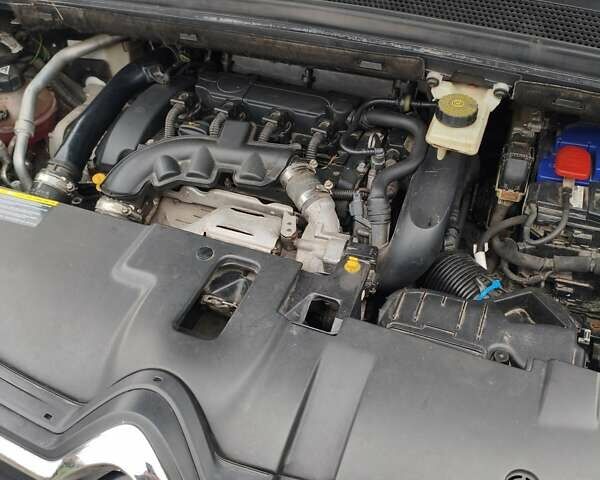 Білий Сітроен С4 Пікассо, об'ємом двигуна 1.6 л та пробігом 153 тис. км за 12000 $, фото 7 на Automoto.ua