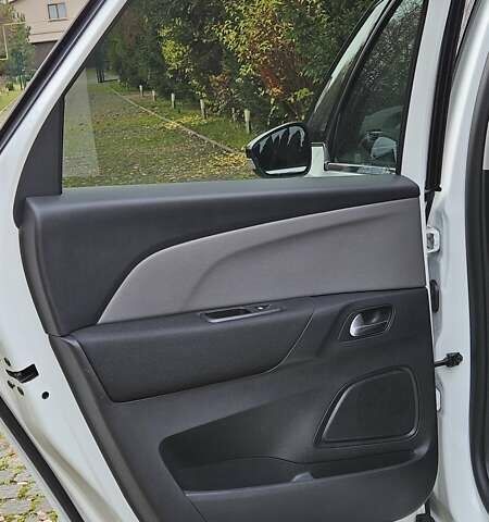 Белый Ситроен С4 Пикассо, объемом двигателя 1.6 л и пробегом 235 тыс. км за 13790 $, фото 43 на Automoto.ua