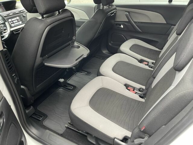 Белый Ситроен С4 Пикассо, объемом двигателя 1.6 л и пробегом 154 тыс. км за 11500 $, фото 9 на Automoto.ua