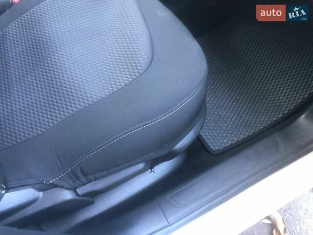 Сітроен С4 Пікассо 2016 у Хмельницькому на Automoto.ua Білий Сітроен С4 Пікассо, об'ємом двигуна 1.56 л та пробігом 154 тис. км за 10599 $, фото 22 на Automoto.ua