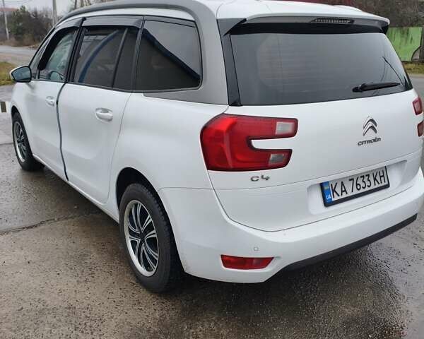 Білий Сітроен С4 Пікассо, об'ємом двигуна 1.6 л та пробігом 153 тис. км за 12000 $, фото 4 на Automoto.ua