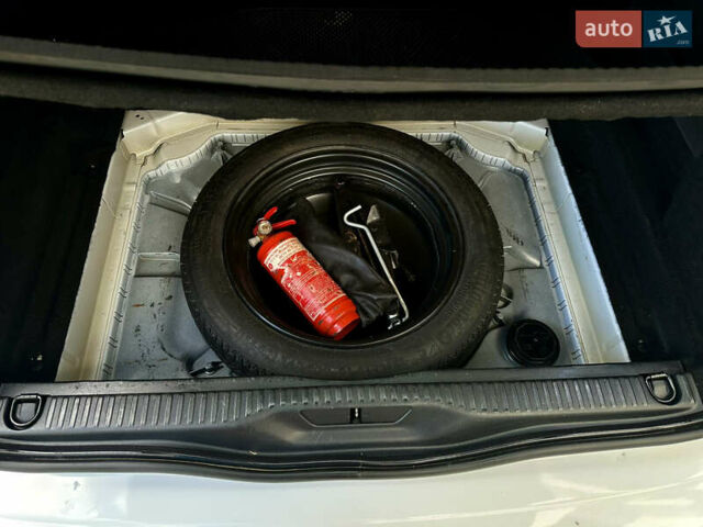 Белый Ситроен С4 Пикассо, объемом двигателя 1.6 л и пробегом 243 тыс. км за 10999 $, фото 14 на Automoto.ua