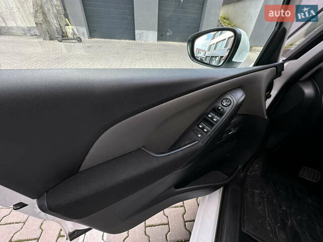 Белый Ситроен С4 Пикассо, объемом двигателя 1.6 л и пробегом 243 тыс. км за 10999 $, фото 19 на Automoto.ua