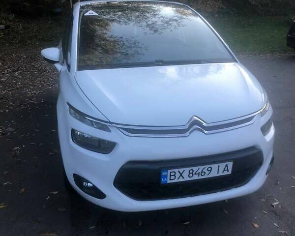 Сітроен С4 Пікассо 2016 у Хмельницькому на Automoto.ua Білий Сітроен С4 Пікассо, об'ємом двигуна 1.56 л та пробігом 154 тис. км за 10599 $, фото 34 на Automoto.ua