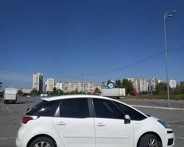 Белый Ситроен С4 Пикассо, объемом двигателя 1.6 л и пробегом 199 тыс. км за 5500 $, фото 28 на Automoto.ua
