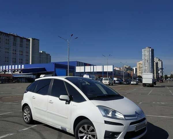 Белый Ситроен С4 Пикассо, объемом двигателя 1.6 л и пробегом 199 тыс. км за 5500 $, фото 11 на Automoto.ua