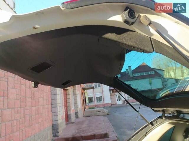Белый Ситроен С4 Пикассо, объемом двигателя 1.56 л и пробегом 180 тыс. км за 6400 $, фото 23 на Automoto.ua
